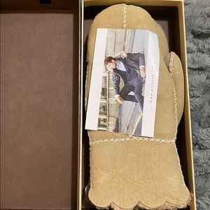 BRAND NEW Yiseven shearling gloves